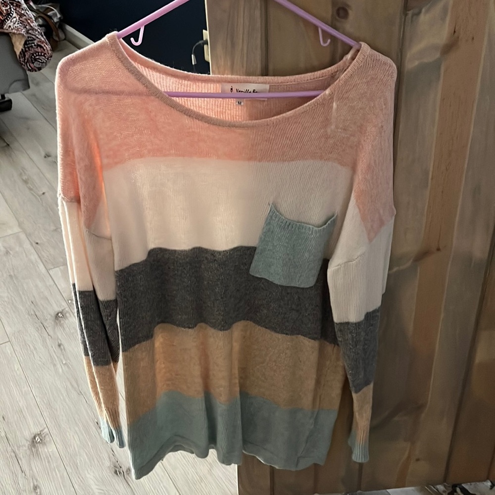 Vanilla Bay brand. Boutique find. Size medium. Great condition.